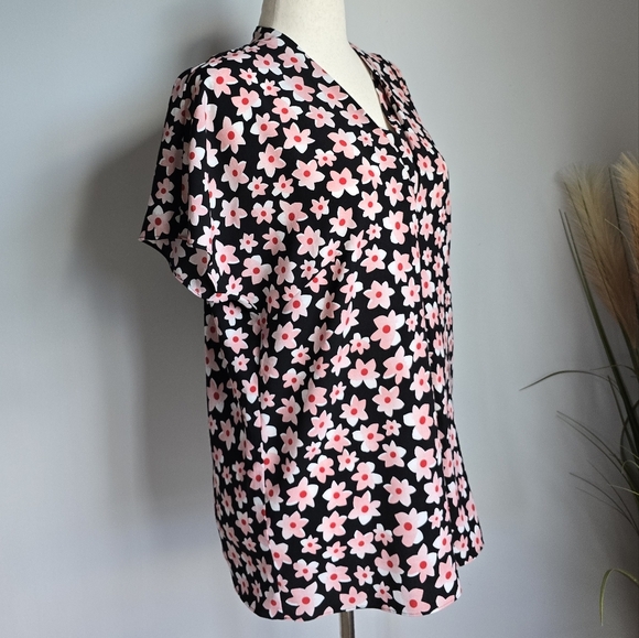 CAbi, Harmony Black Pink Floral V-Neck Oversized Blouse Top, Size Medium - Picture 5 of 11